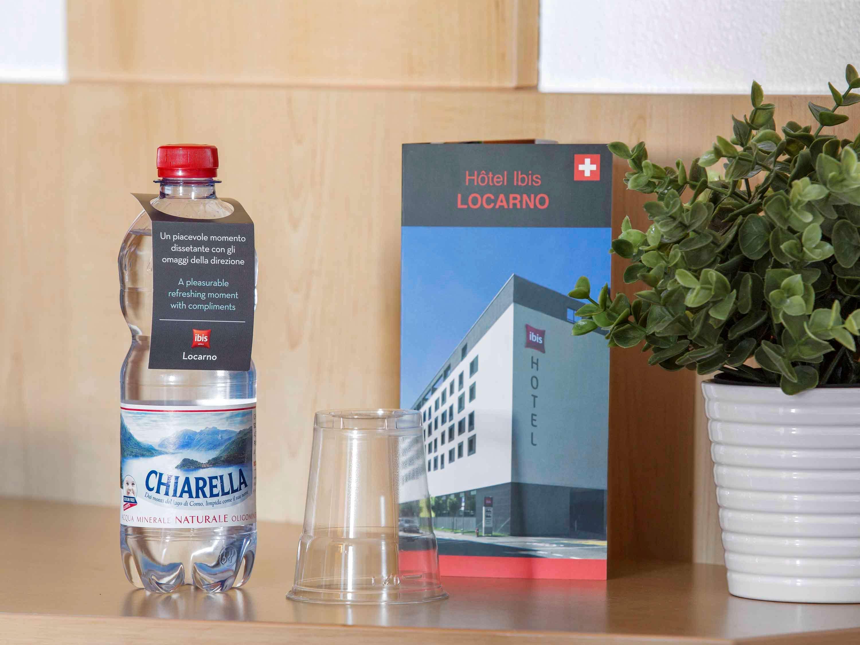 Ibis Locarno Hotel Bagian luar foto