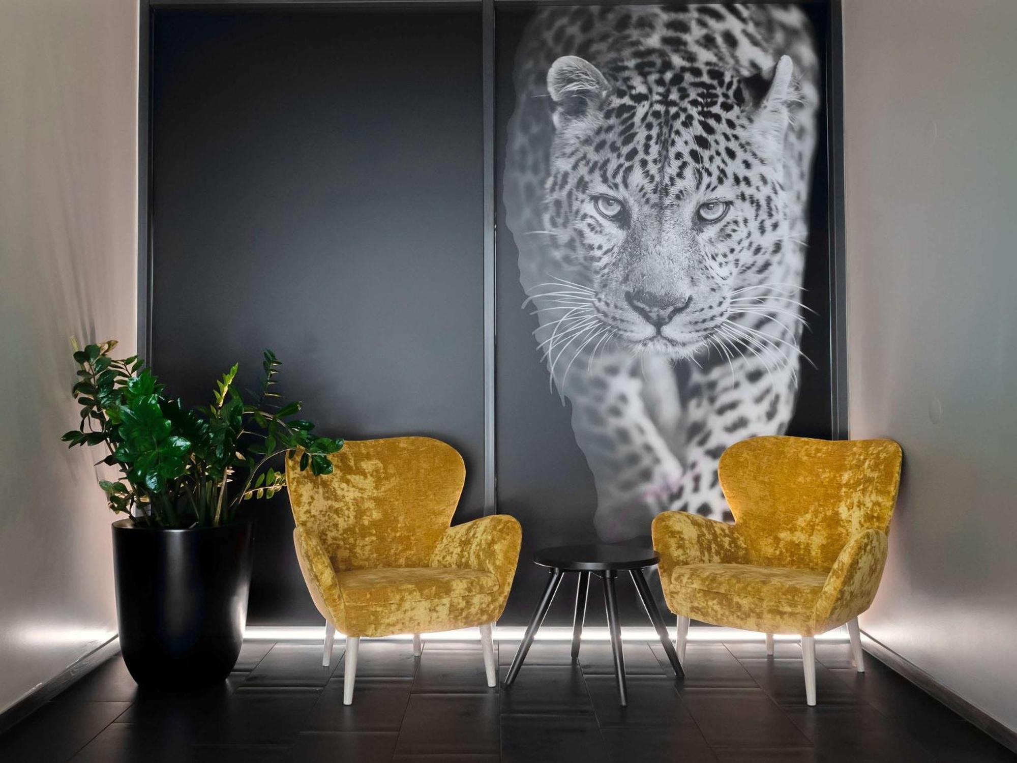 Ibis Locarno Hotel Bagian luar foto