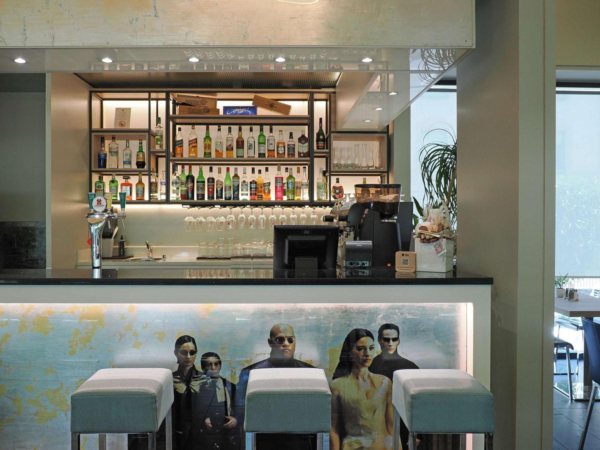 Ibis Locarno Hotel Bagian luar foto